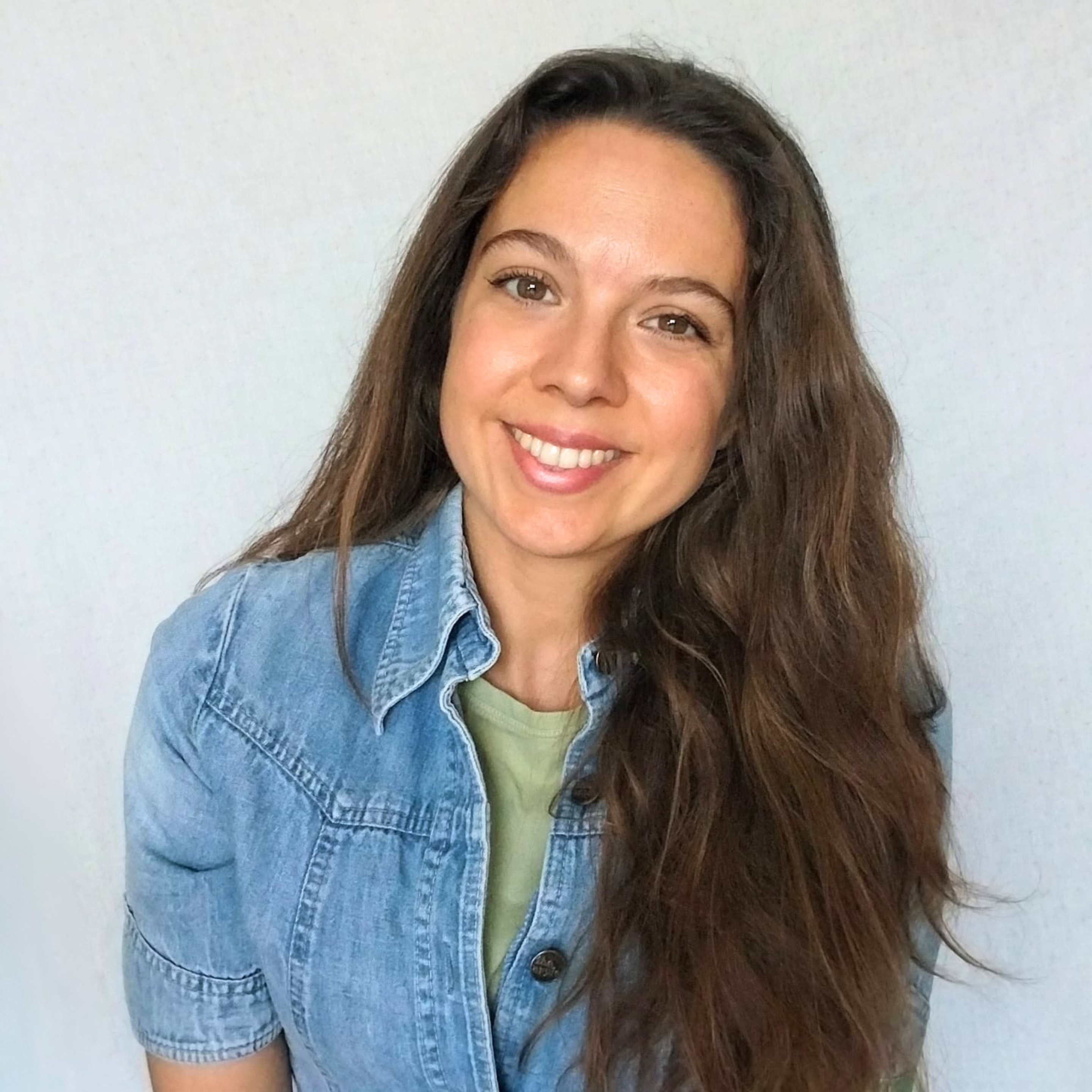 Dña. Ana