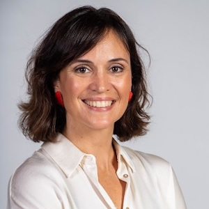 Dra. Isabel